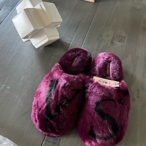 NWT Victoria’s Secret Slippers